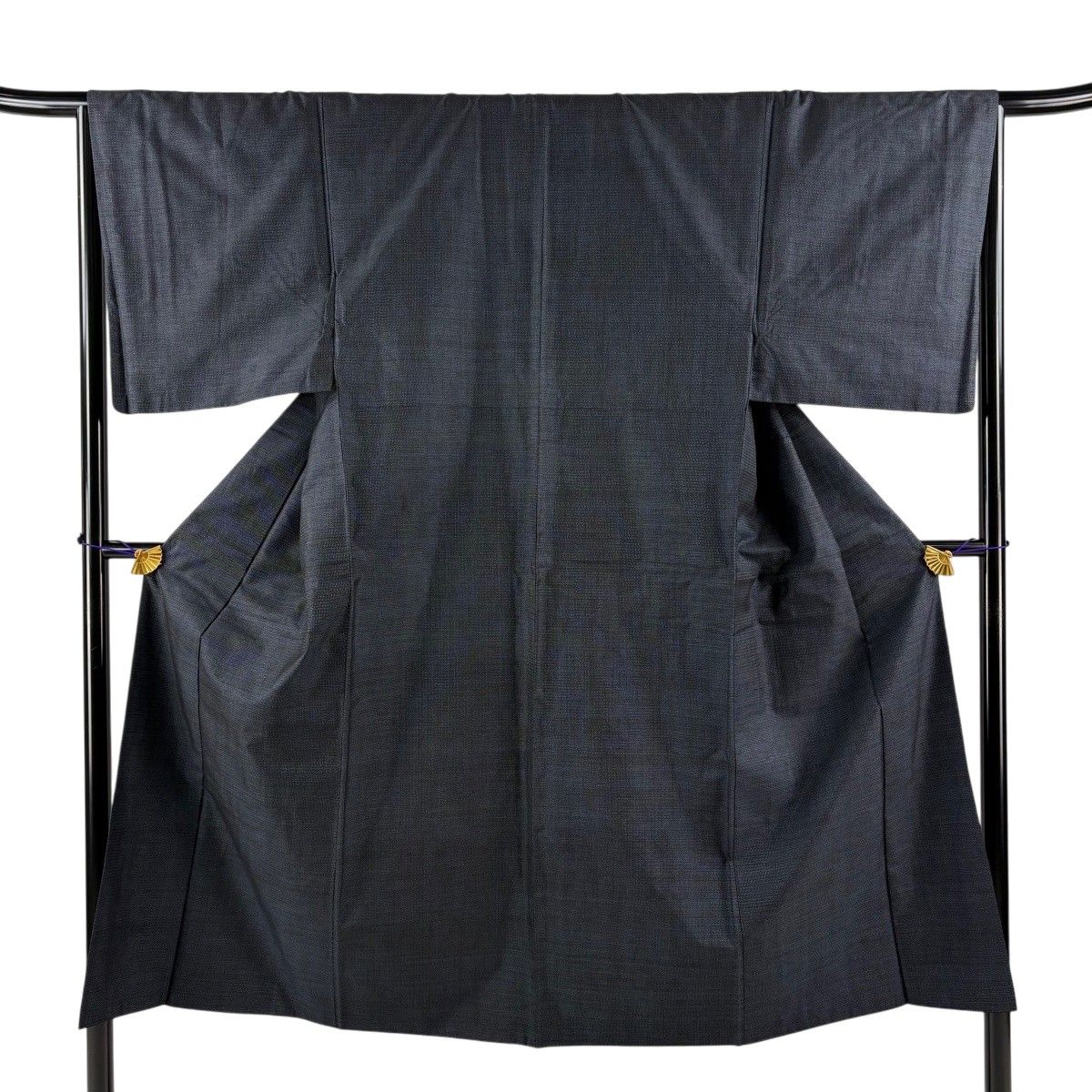 【美品】 男着物 身丈144cm 裄丈65cm M 袷 アンサンブル 紬 亀甲絣 紺色 正絹 秀品 【中古】