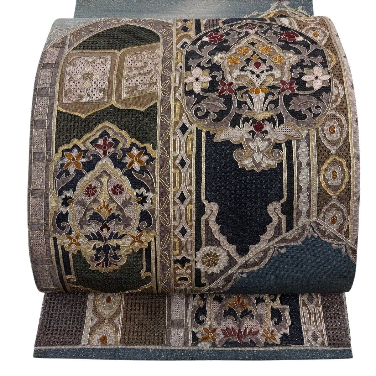 【美品】 袋帯 秀品 関西仕立て 草花 幾何学模様 金糸 金銀彩 灰緑 お太鼓柄 正絹 【中古】