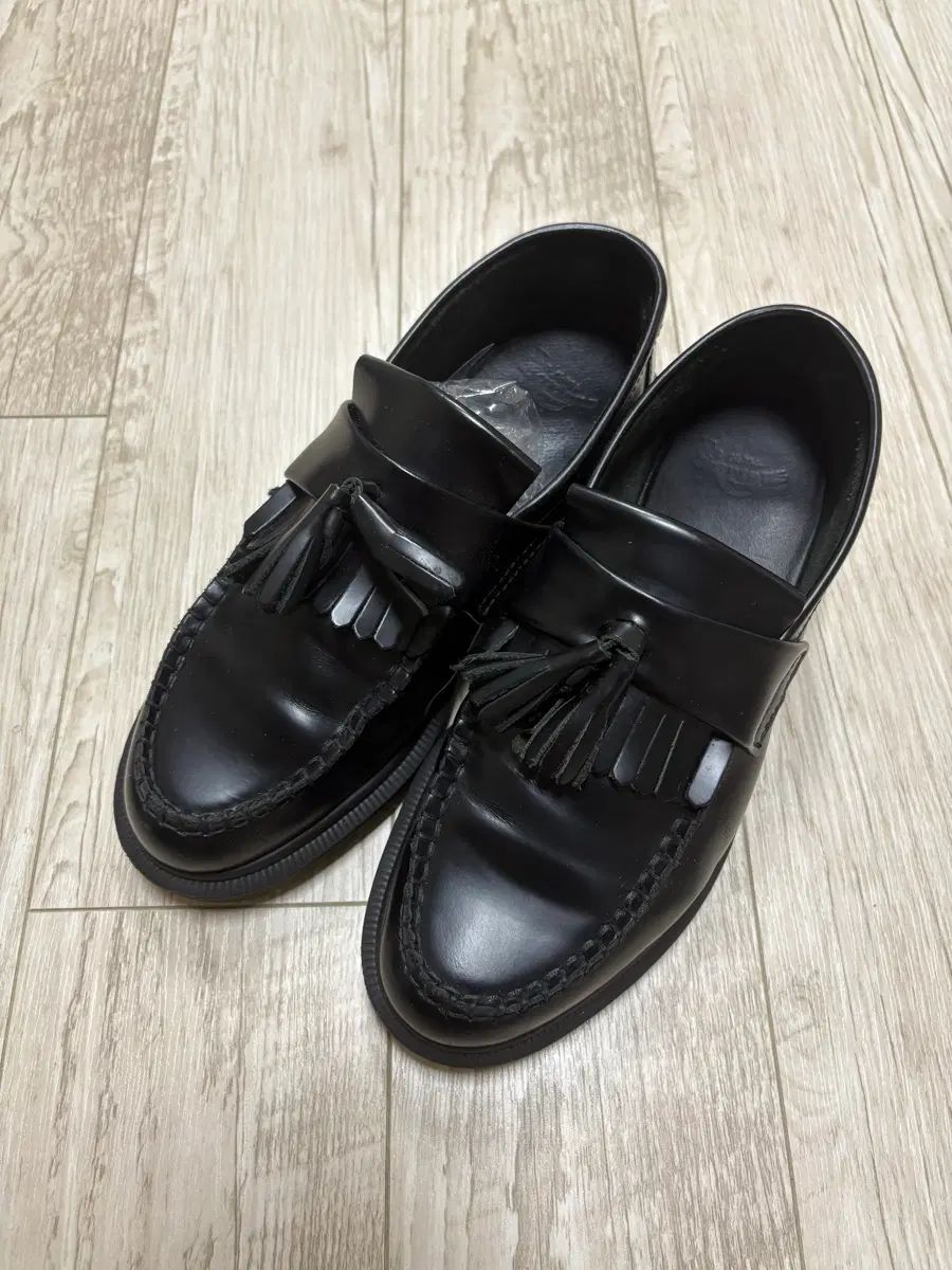 DR. MARTENS ドクターマーチン エイドリアン ブラック 250