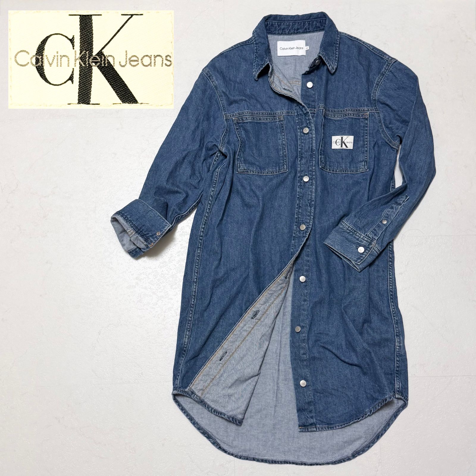 Calvin Klein Jeans デニムシャツワンピース S〜M相当 インディゴ　ロゴパッチ 長袖 コットン オーバーサイズ カルバンクラインジーンズ ミディ丈 ミモレ丈