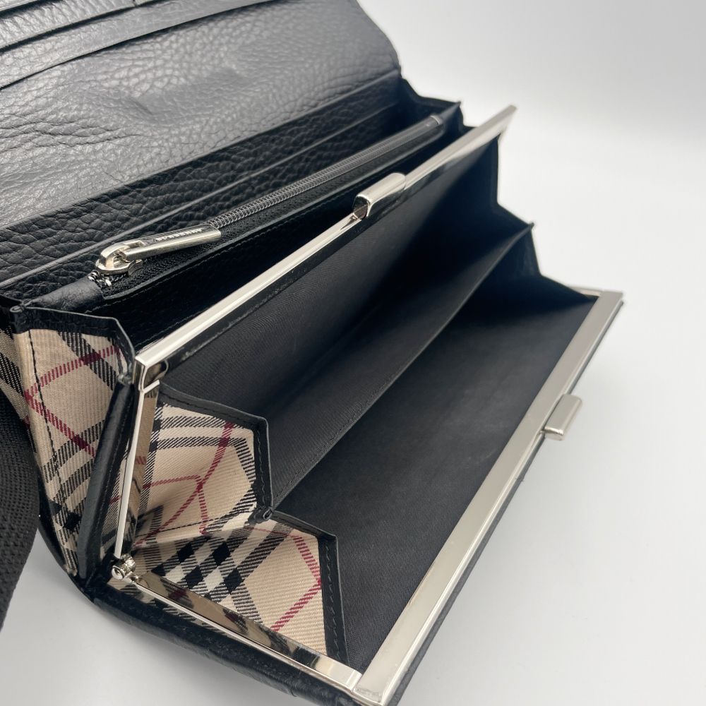 Burberry（バーバリー）長財布 フラップ レザー ノバチェック シボ革