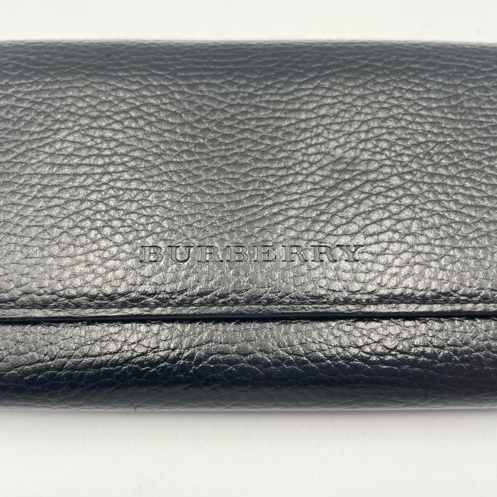 Burberry（バーバリー）長財布 フラップ レザー ノバチェック シボ革