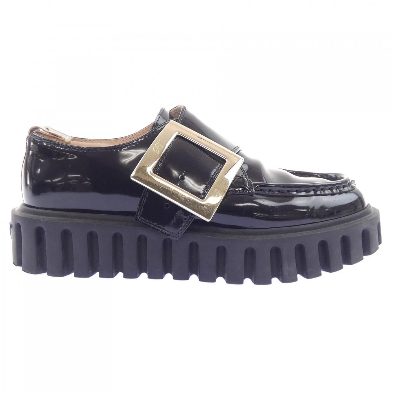 ロジェヴィヴィエ ROGER VIVIER Viv' Go-Thick メタル バックル シューズ 36,140円