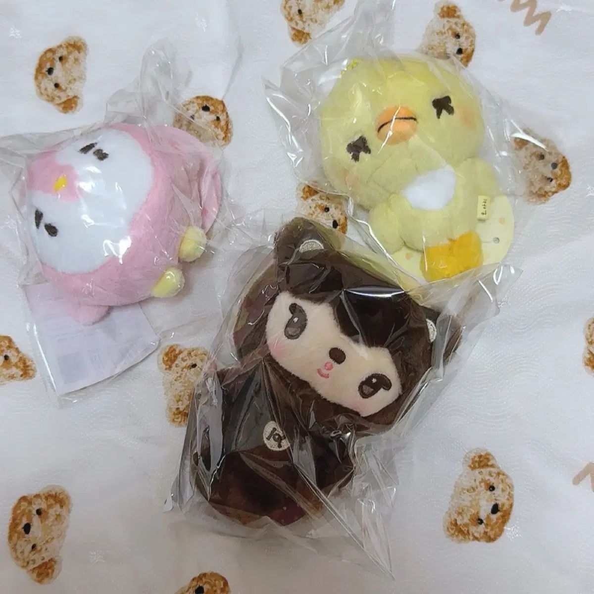 (未開封) EXO（エクソ）ぬいぐるみ Ping（ピン）耳 リング（リング）アリ（アリ）ミニ キーホルダー まとめ 12,557円