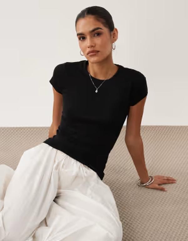 ジーナトリコ レディース トップス Tシャツ クルーネック Gina Tricot crew neck top Black ブラック 7,965円