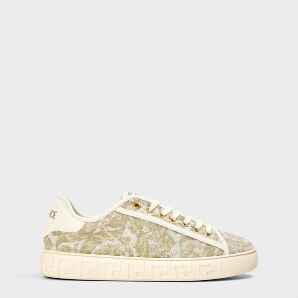 ヴェルサーチ レディース シューズ スニーカー Versace Womens Pattern Cushioned LowTop Trainers Beige White Gld ホワイト 81,840円