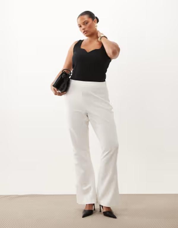 エイソス レディース ボトムス カジュアルパンツ ASOS LUXE Curve tailo red fla red pants in cream クリーム 22,896円