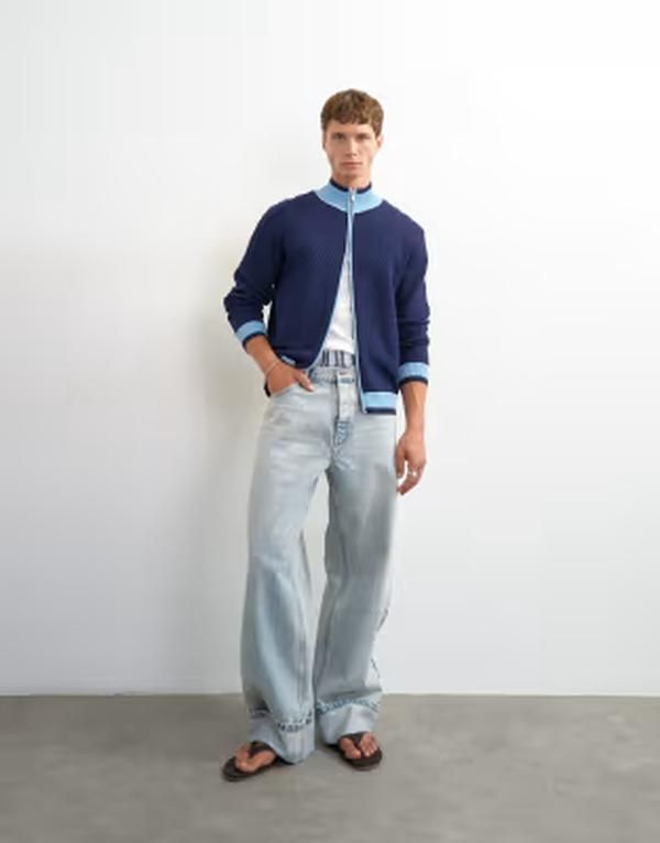 トップマン メンズ ボトムス デニムパンツ ジーンズ Topman rigid baggy fit jeans with turnup hem in light wash Mid wash blue