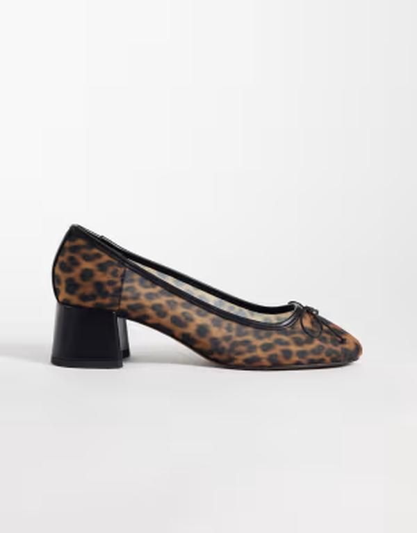 エイソス レディース シューズ ヒール メッシュ ASOS DESIGN Sweet Pea bow detail mid block heel shoes in leopard mesh Leopa