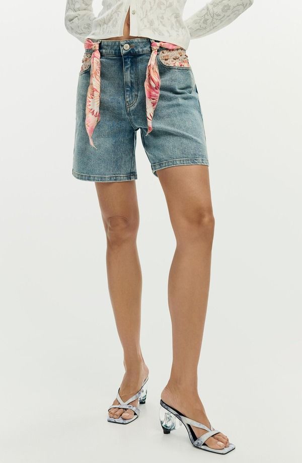 デジグアル レディース ボトムス デニムパンツ ショートパンツ 刺繍 Desigual Embroideredenim Shorts MEDIUM BLUE ブルー 23,944円