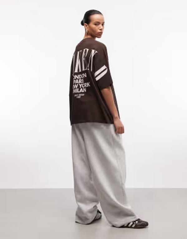 エイソス レディース トップス Tシャツ ロゴ ASOS Weekend Collective Weekend Collective Icon oversized Tshirt with stacke
