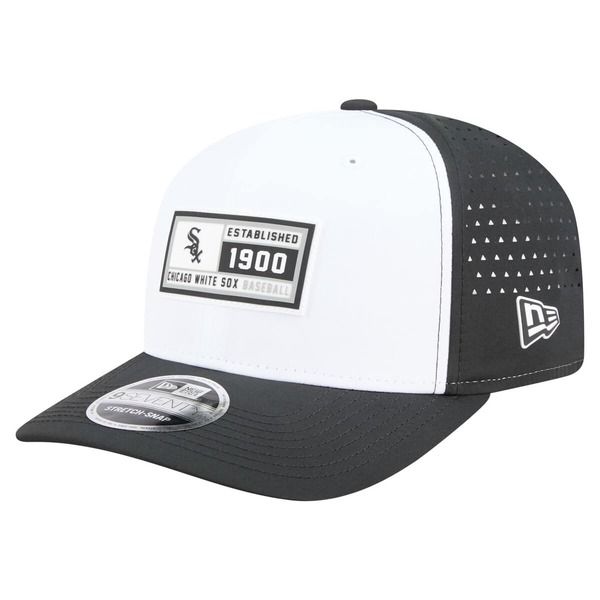 ニューエラ メンズ アクセサリー 帽子 Mens New Era WhiteBlack Chicago White Sox Established Patch 9SEVENTY Adjustable