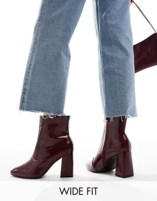 レイド ワイドフィット レディース シューズ ブーツ・レインブーツ アンクル ヒール RAID Wide Fitetlee block heel ankle boots patent Burgundy