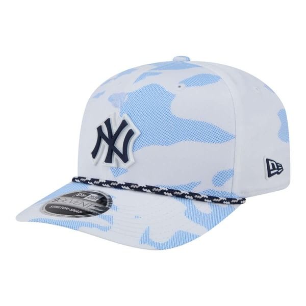 ニューエラ メンズ アクセサリー 帽子 Mens New Era White New York Yankees Camo Rope 9SEVENTY Adjustable Hat White ホワイト