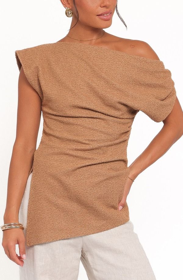 ペタルアンドパップ レディース アウター ニット・セーター Petal Pup Selma One Shoulder Knitop BROWN ブラウン