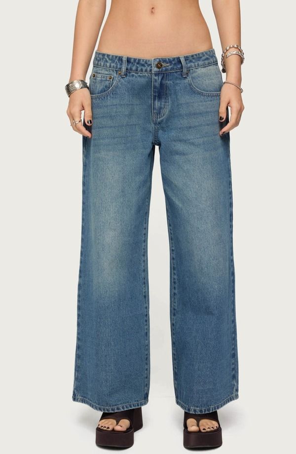 アディクテッド レディース ボトムス デニムパンツ ワイドレッグ ローライズ プチ プリント ジーンズ EDIKTED Vyxen Bow Print Low Rise Wide Leg Jeans