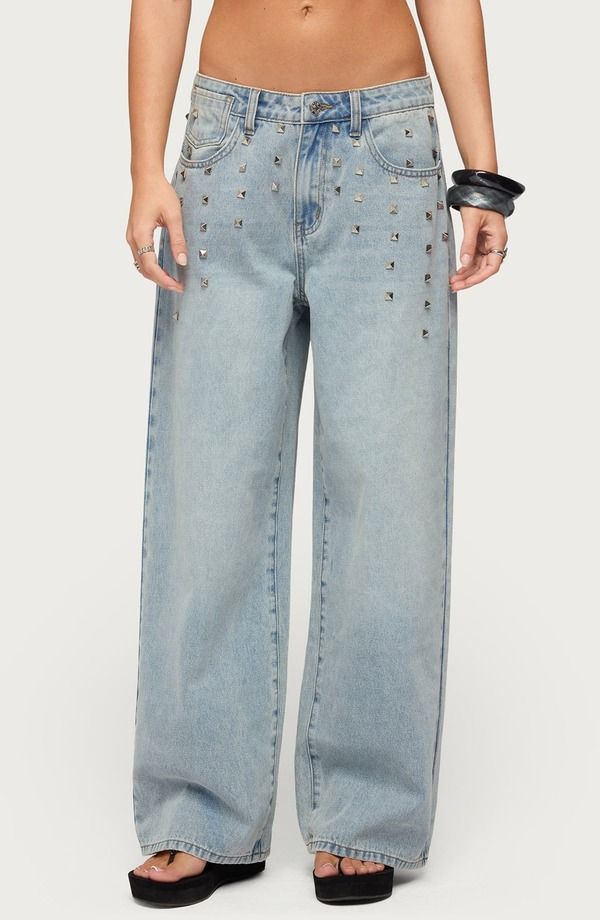 アディクテッド レディース ボトムス レギンス ローライズ ジーンズ EDIKTED Oaklee Studded Low Rise Baggy Jeans BLUEWASHED ブルー