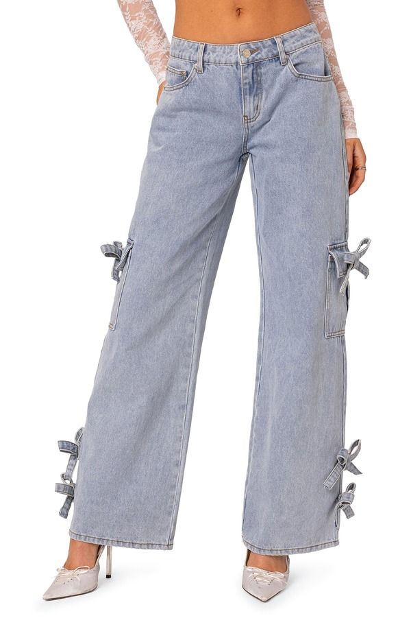 アディクテッド レディース ボトムス デニムパンツ ワイドレッグ ローライズ ジーンズ EDIKTED Bows 4 Days Low Rise Wide Leg Cargo Jeans LIGHTB