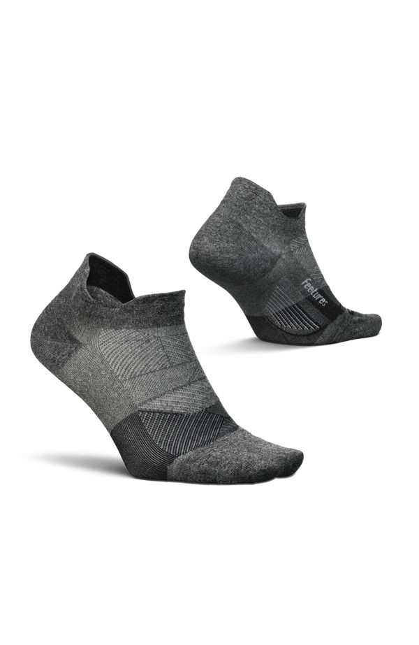 フィーチャー レディース アンダーウェア 靴下 アンクル Feetures Elite Ultra Light Cushion Ankle Socksport Sock with Targeted C 6,466円