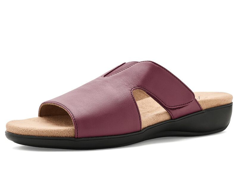 トロッターズ レディース シューズ サンダル Trotters Roxine 20 Sandals Cherry