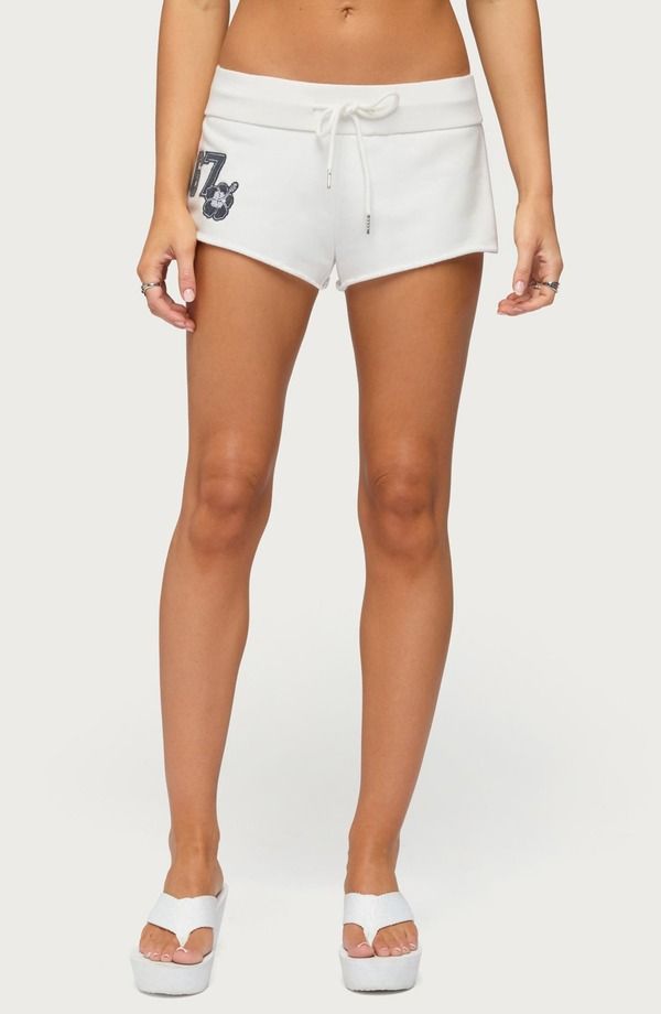 アディクテッド レディース ボトムス ハーフパンツ・ショーツ ショートパンツ グラフィック EDIKTED Hibiscus Graphic Micro Shorts WHITE ホワイト