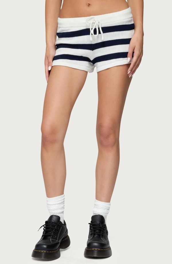 アディクテッド レディース ボトムス ハーフパンツ・ショーツ ショートパンツ コットン EDIKTED Amaristripe Drawstring Cotton Shorts NAVY ネイビー