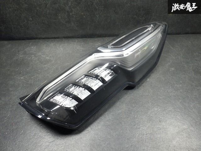 【保証付き 即発送！】ホンダ 純正 JF3 JF4 N-BOX カスタム テールライト テールランプ LED 右 ICHIKOH D186