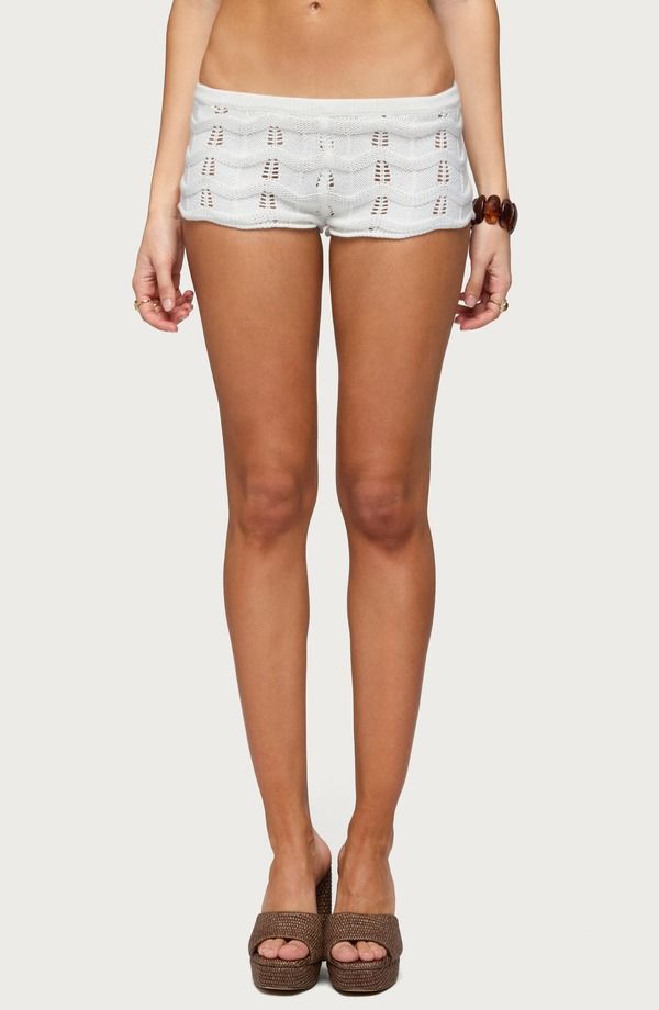 アディクテッド レディース ボトムス ハーフパンツ・ショーツ ショートパンツ EDIKTED Isola Crochet Shorts CREAM クリーム