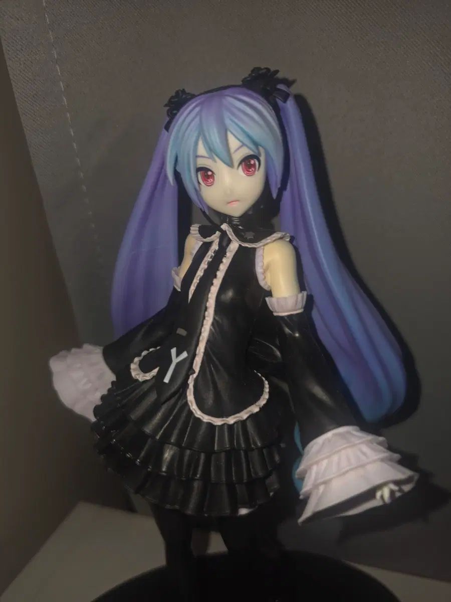激唱インフィニティ 初音 ミク フィギュア 8,500円