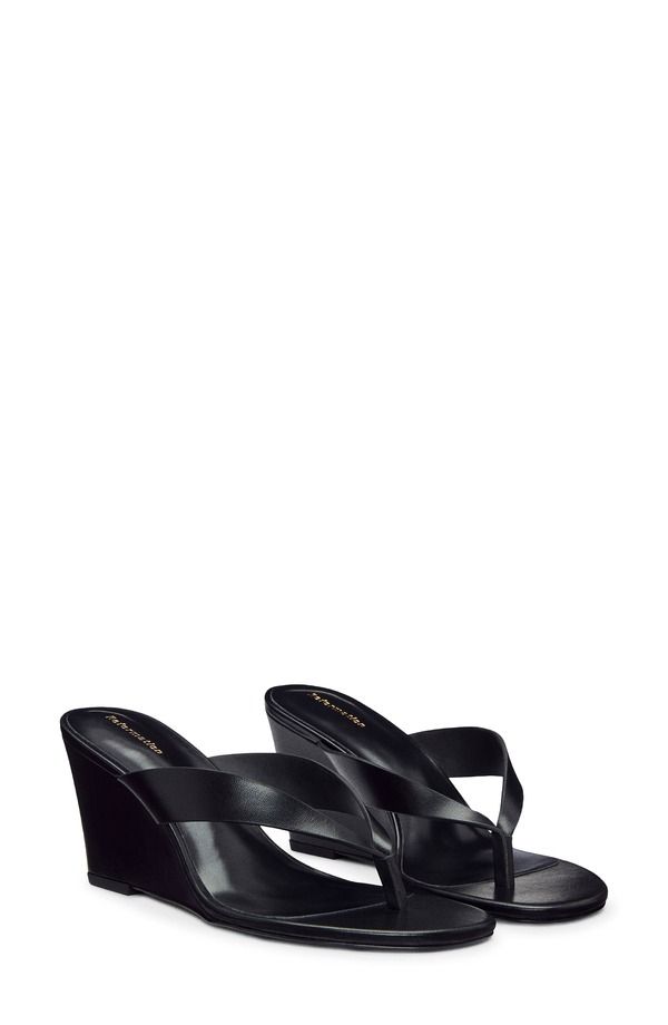 リフォーメーション レディース シューズ ヒール サンダル Reformation Jessie Wedge Thong Sandal Black Leather ブラック 55,680円