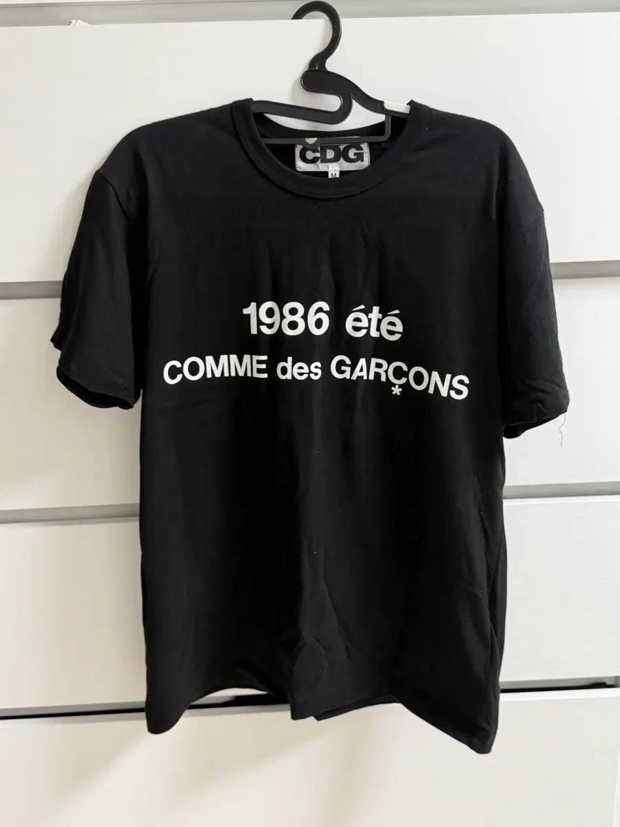 cdg 1986 コム・デ・ギャルソン Tシャツ (m) 【公式通販】
