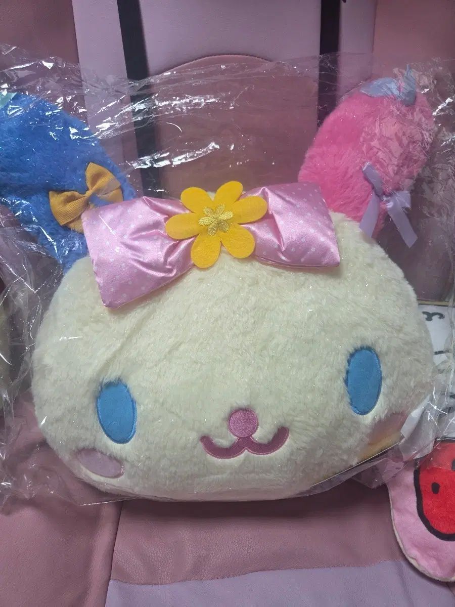 ウサハナ 誕生日シリーズ クッション 11,212円