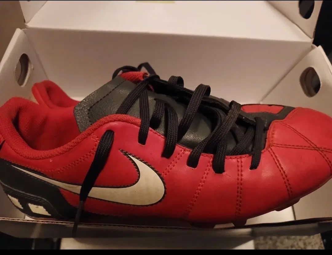 240mm NIKE トータル90 レーザー3 出品 7,244円