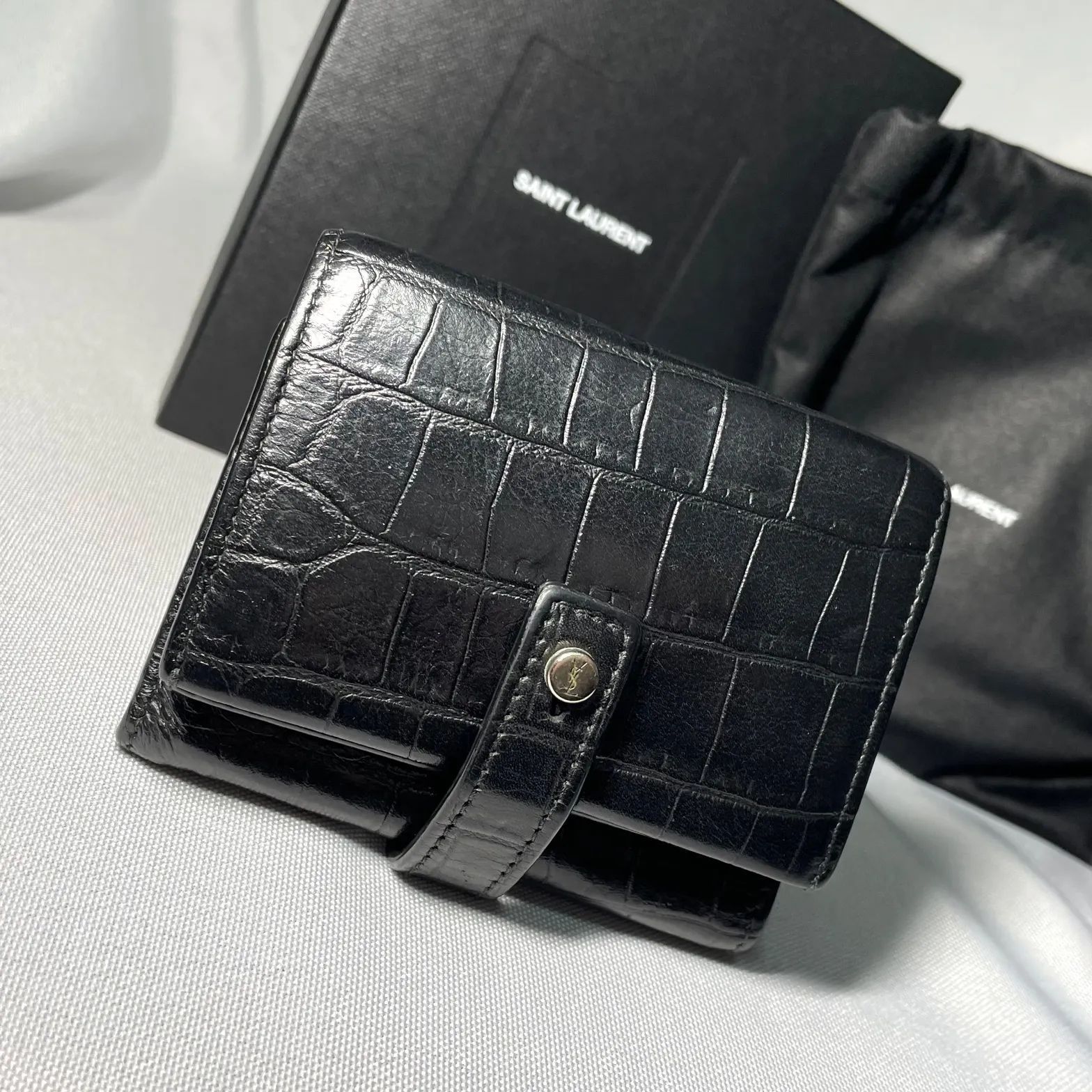 美品 Saint Laurent Paris サンローランパリ 三つ折りレザー財布 黒