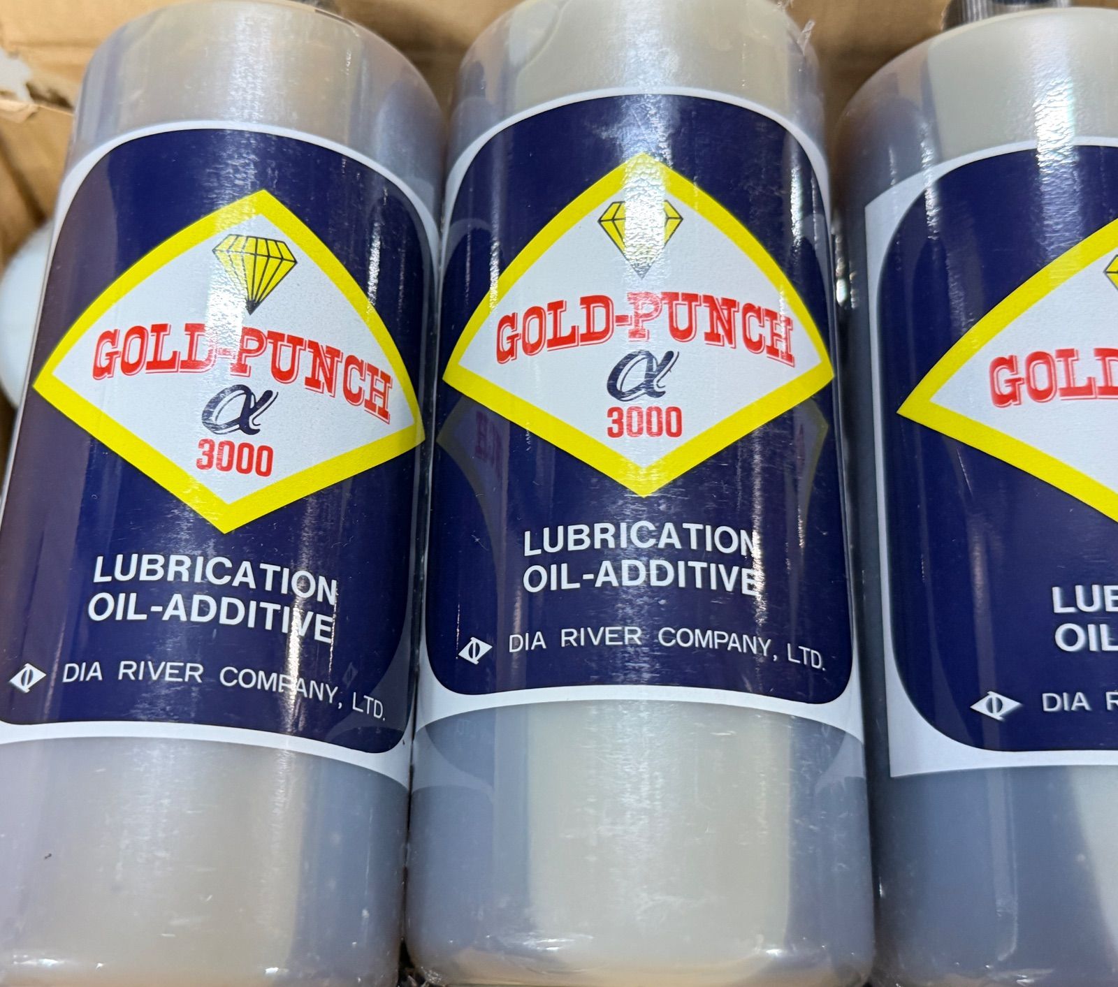 GOLD-PUNCH α3000 潤滑油添加剤 1000ml ゴールドパンチ GOLD-PUNCH α3000 ゴールドパンチ 潤滑油添加剤 1000ml x16本 日本製
