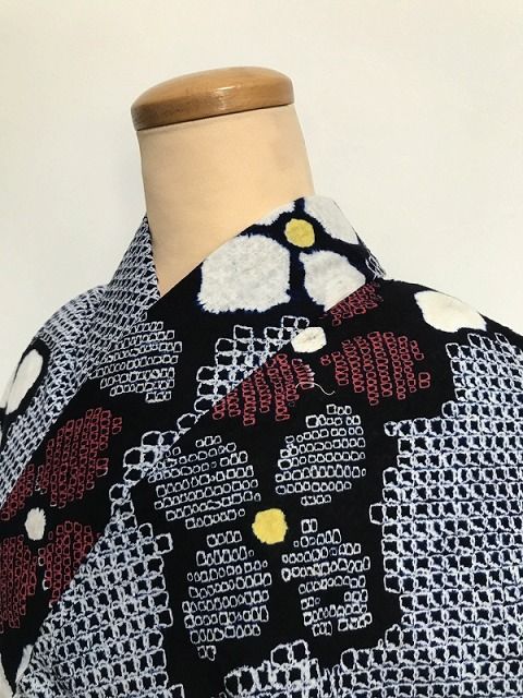 【中古】Sサイズ 綿　藍色地に絞り浴衣