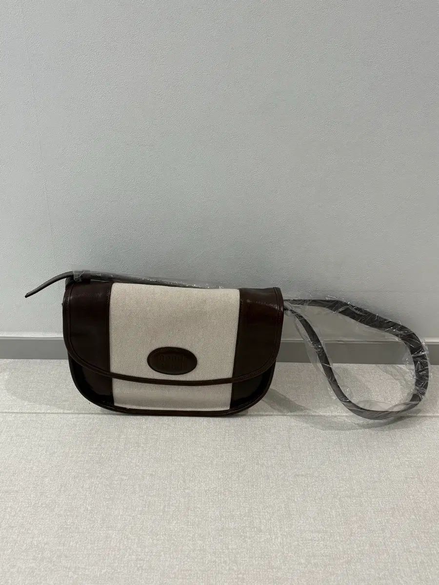 モンデモンデ バッグ