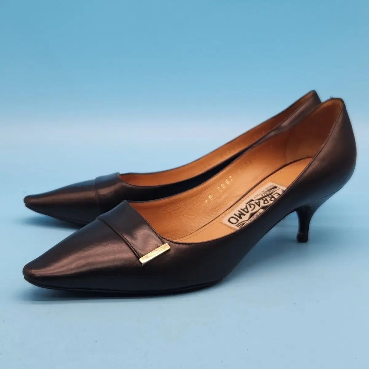 aa FERRAGAMO フェラガモ レディース ハイヒール 5 5 225 ヒール5