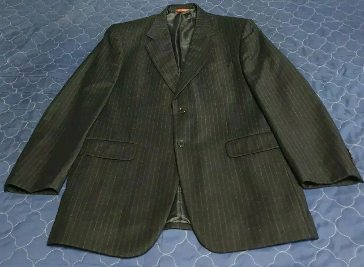 (ヴィンテージ) ケンブリッジメンバーズ カシミア ピンストライプ Classic ブレーザー (100)