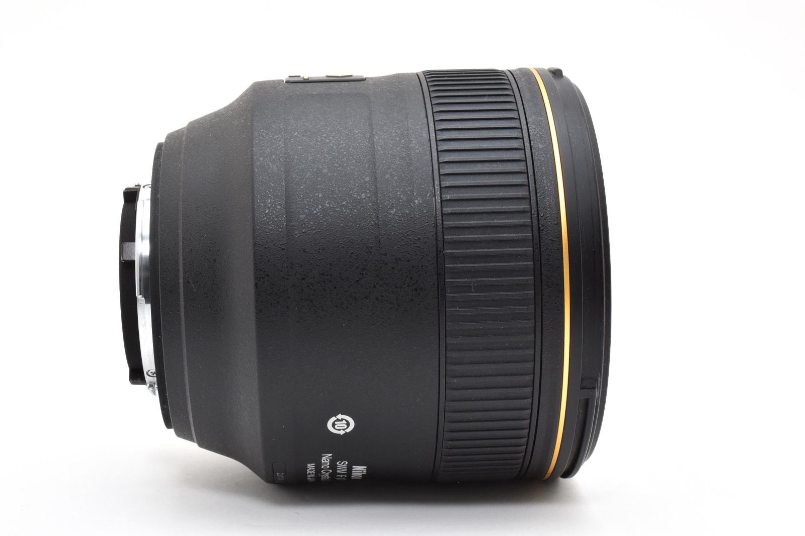 Nikon AF-S Nikkor 85mm f/1.4 G L0682
