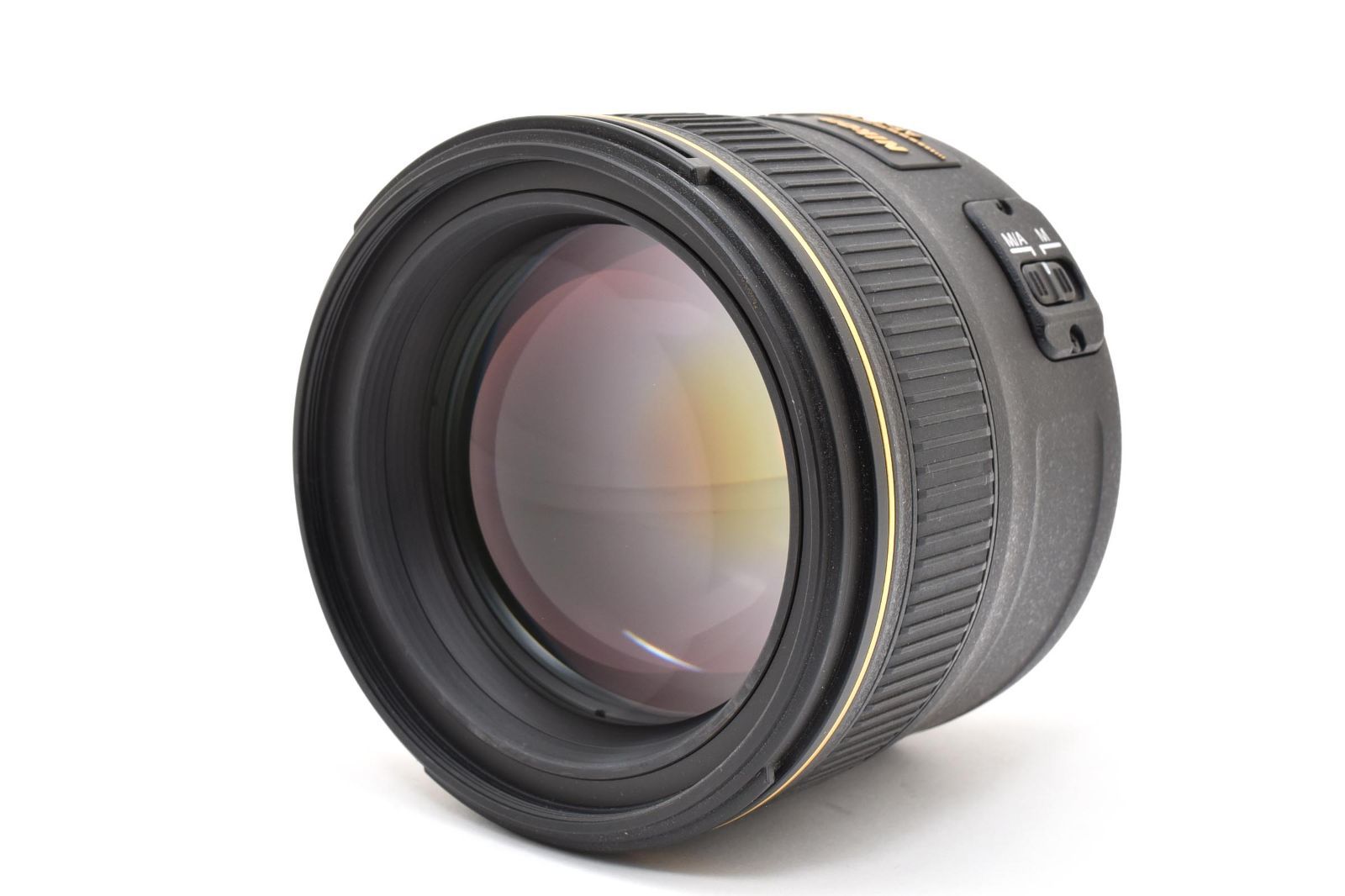 Nikon AF-S Nikkor 85mm f/1.4 G L0682