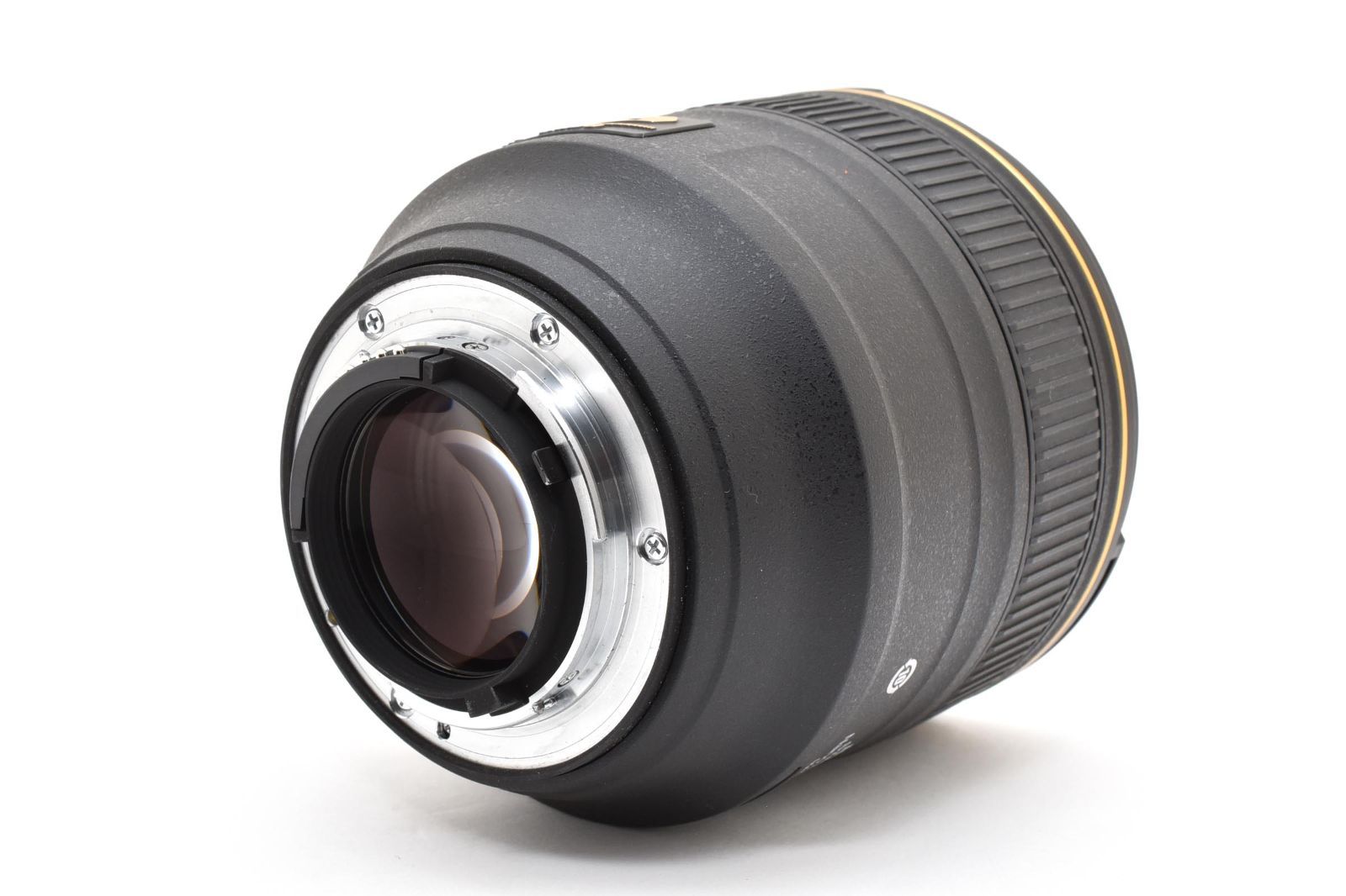 Nikon AF-S Nikkor 85mm f/1.4 G L0682