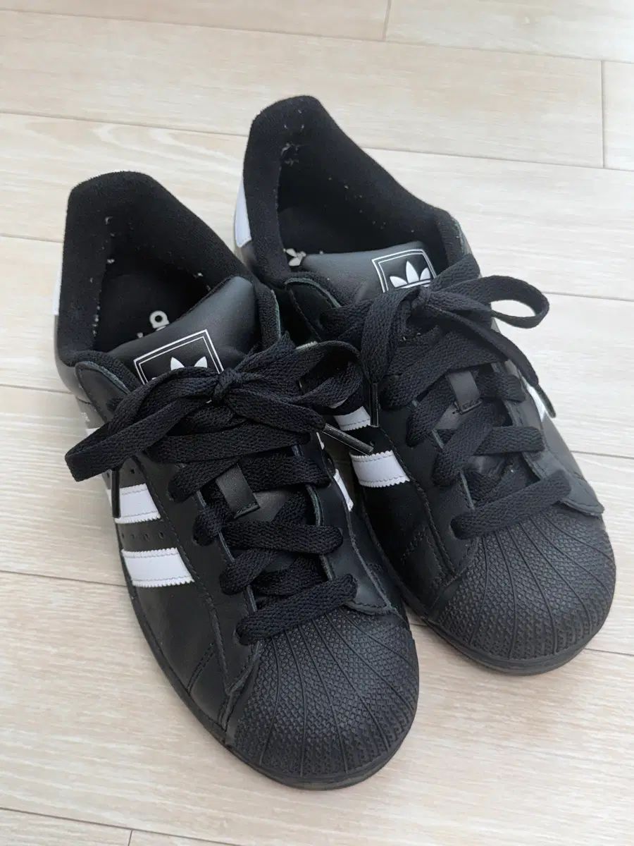 1回着用) adidas アディダス SUPERSTAR2 245 ブラック ホワイト