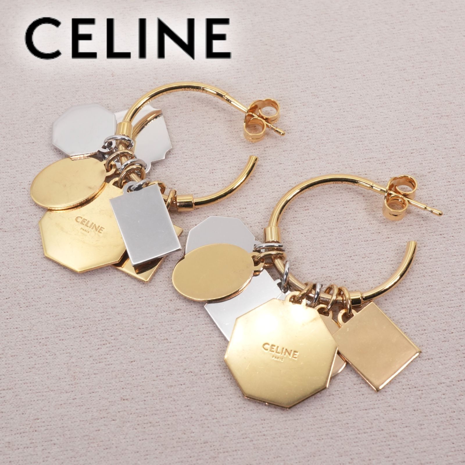 セリーヌ フープ チャーム ピアス ゴールド CELINE /26-1518 36,270円