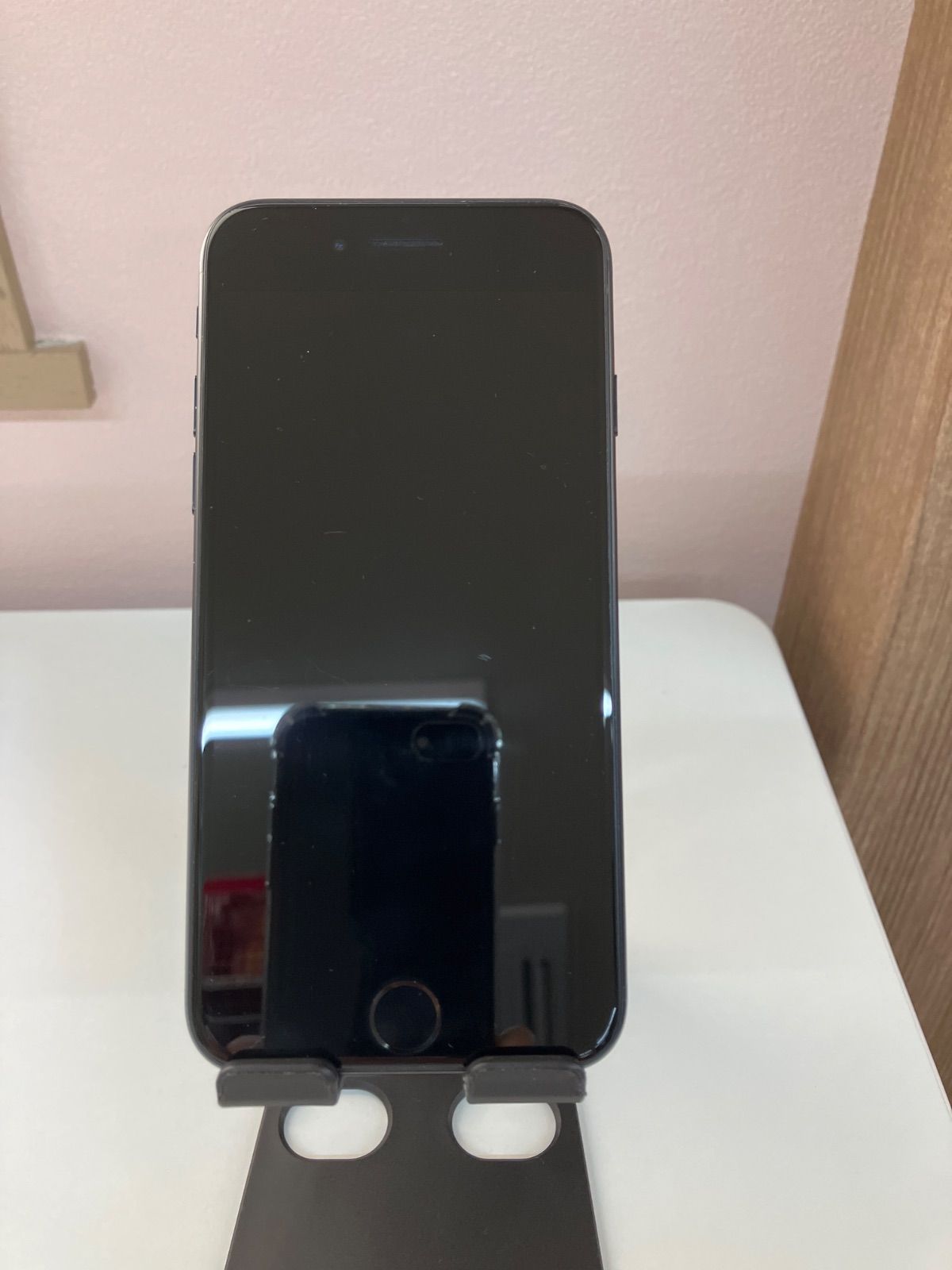 iPhone SE 第3世代 64GB 015