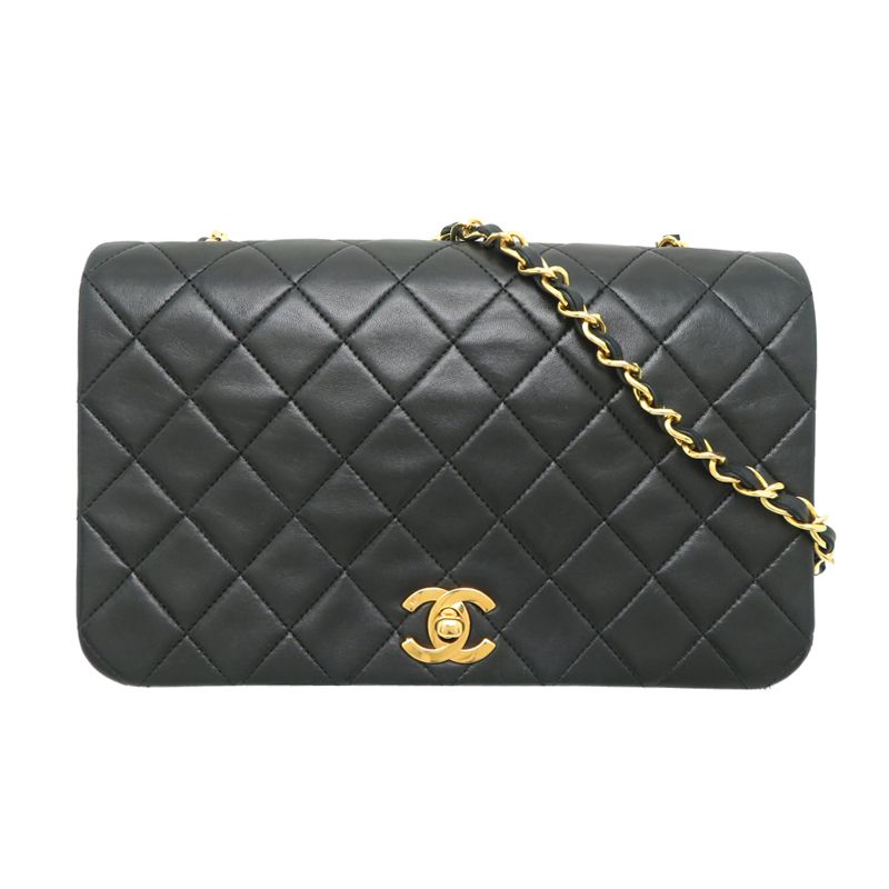 シャネル ショルダーバッグ 244,000円