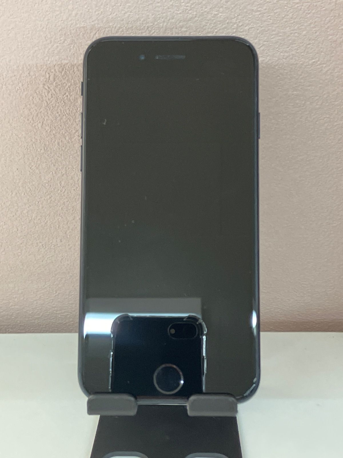 iPhone SE 第3世代 64GB 019