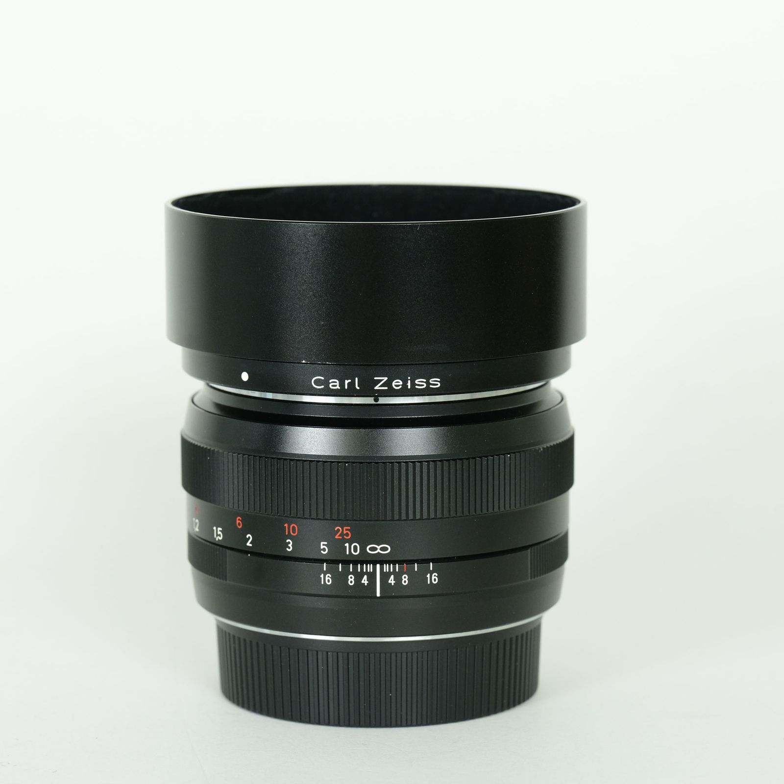 [良品] Carl Zeiss Planar T* 50mm F1.4 ZE [キヤノンEF用] | Canon EFマウント