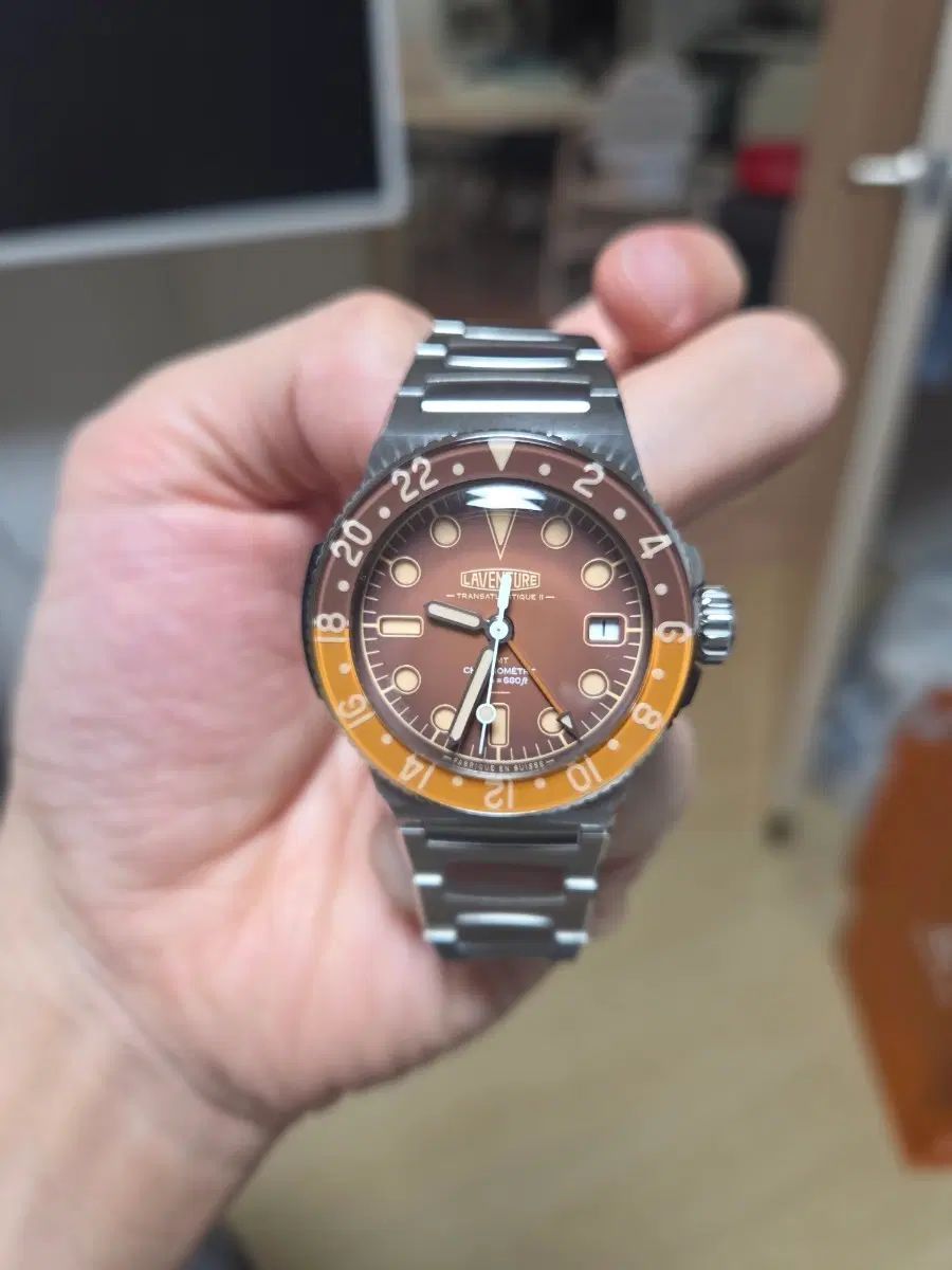 ラベンチ アトランティック GMT ブラウン