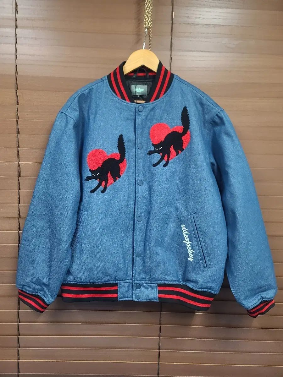 ビデオファクトリー デニム ブルゾン ジャケット 猫 ハート パッチ